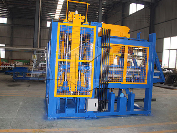 QT8-15 concrete brick making machine