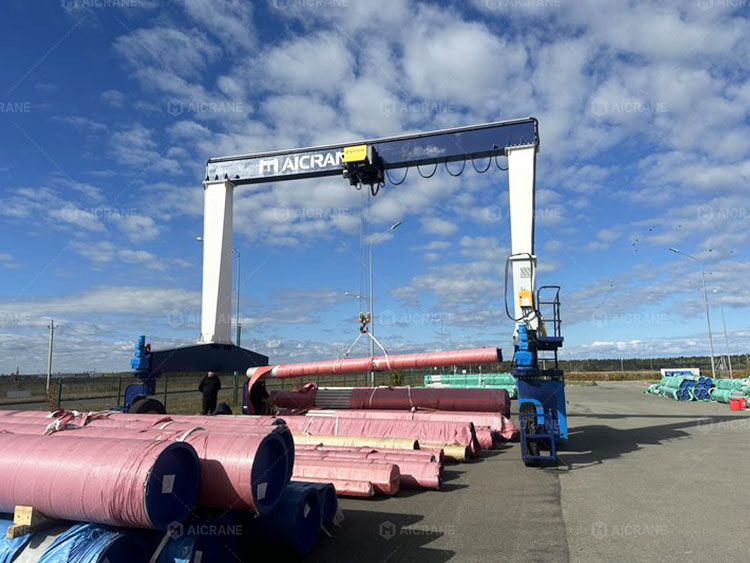 RTG crane in steel yard